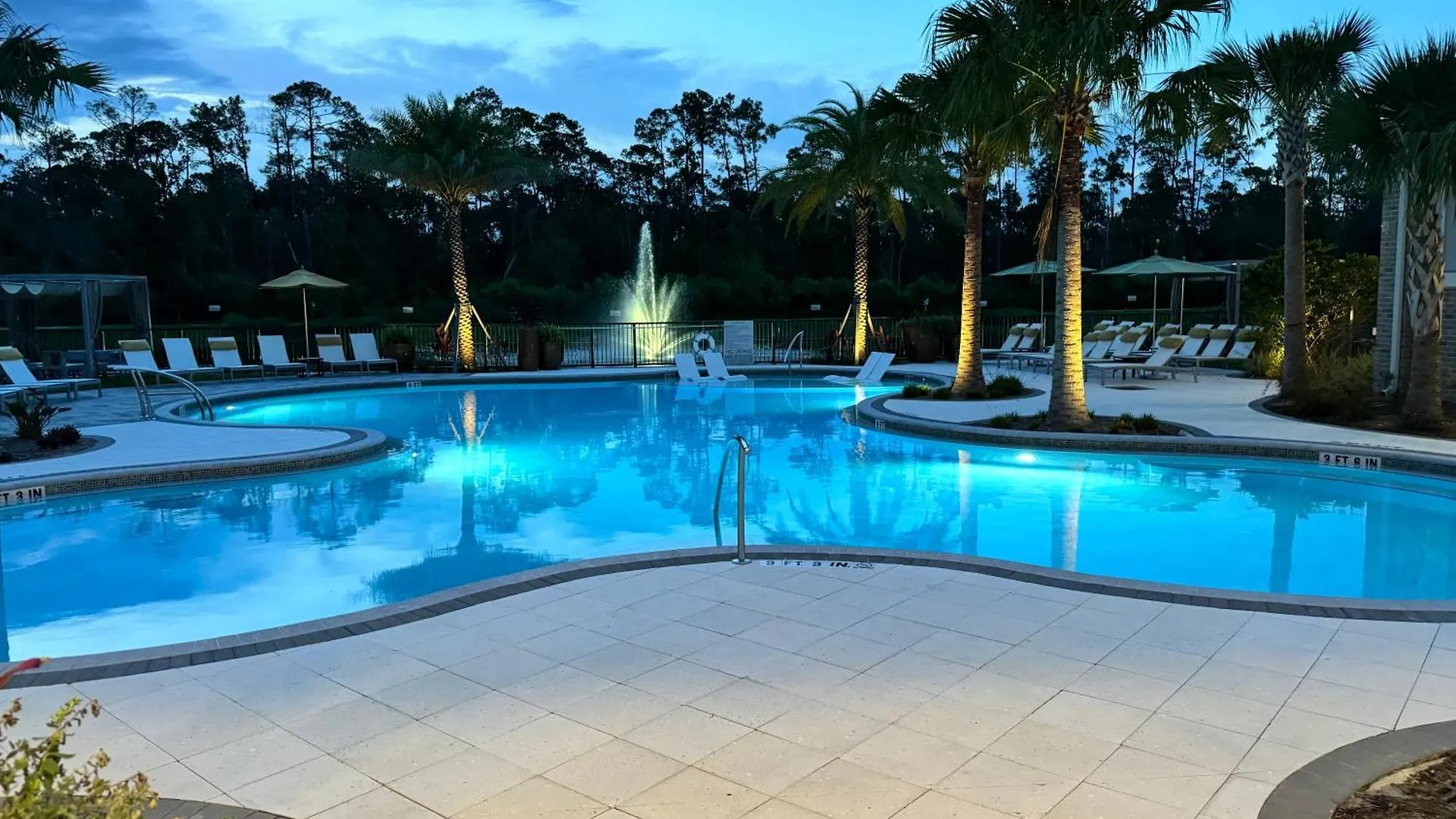 Luxurious Condo By Orlando International Airport